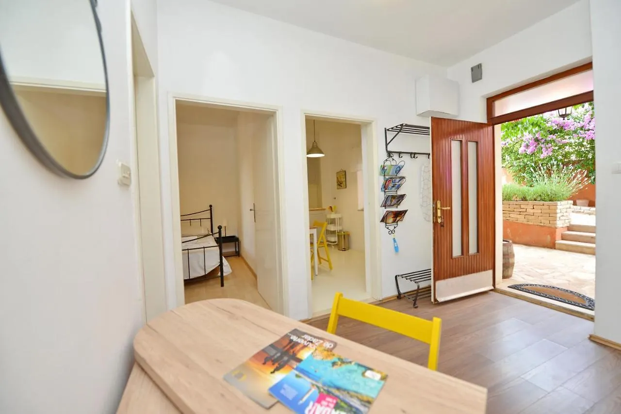 Apartment Apartman Perovic Zadar